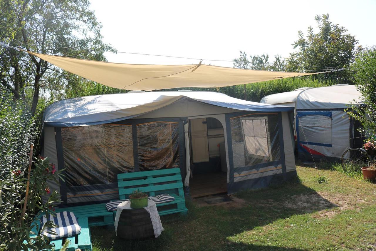 Mandel Camping Paloznak Zimmer foto